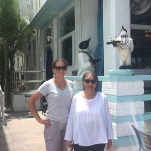 Meet your Posher, Claudia marcela